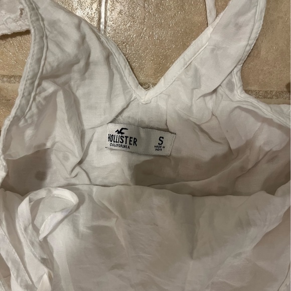 Hollister tank top - Picture 2 of 2